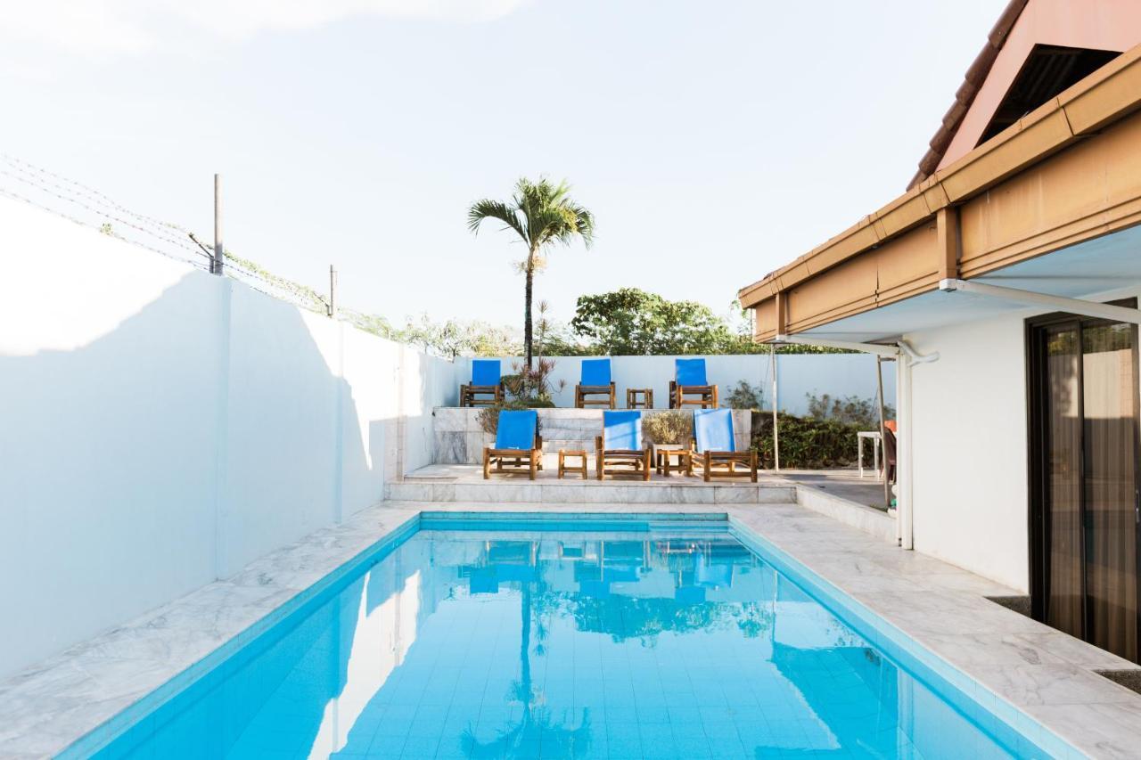 Seaview Hills Luxury Apartments & Rooms Dauis Bagian luar foto