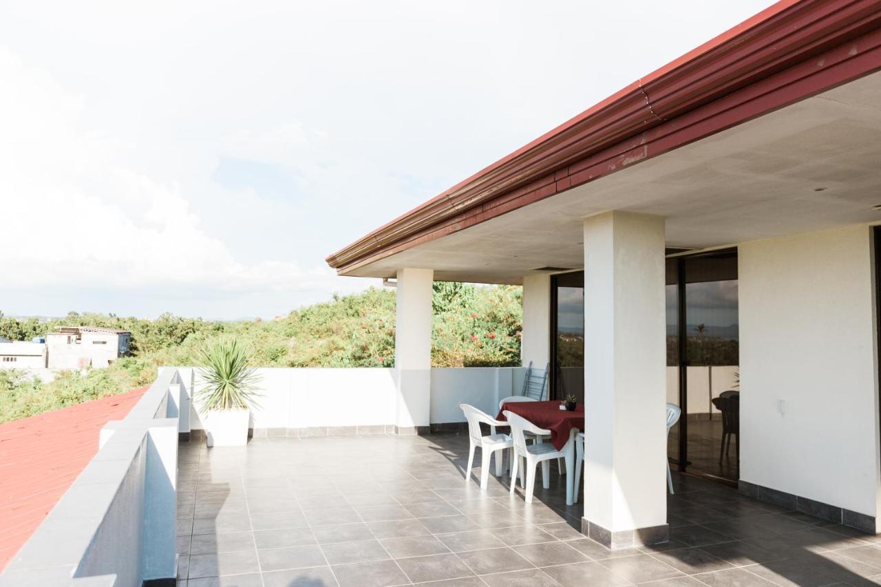 Seaview Hills Luxury Apartments & Rooms Dauis Bagian luar foto