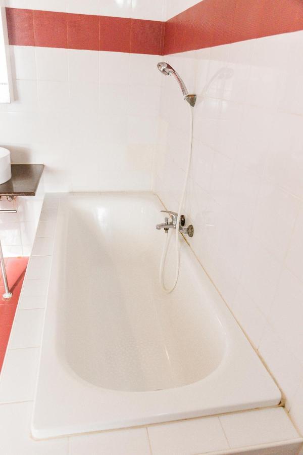 Seaview Hills Luxury Apartments & Rooms Dauis Bagian luar foto